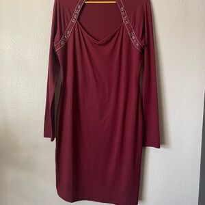 Elegant Burgundy Long Sleeve Dress